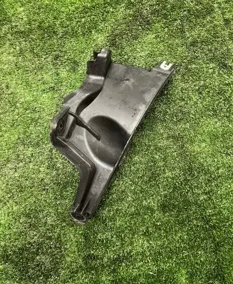 BMW X5 G05 Other engine bay part 7424943