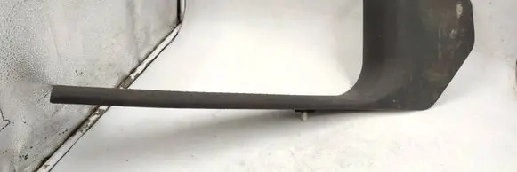 Foot area side trim