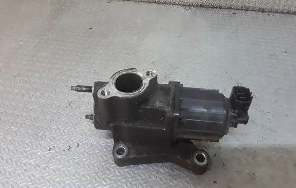 Mazda CX-7 EGR valve R2AA20300B