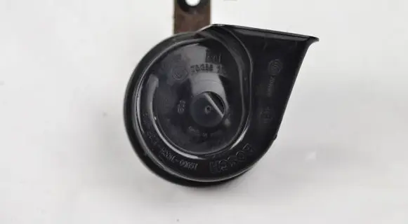 Chrysler Sebring (JS) Horn signal 703881157