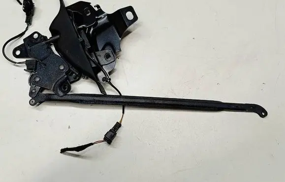 Peugeot 308cc Convertible roof lock/latch 9683783277T4 1070755