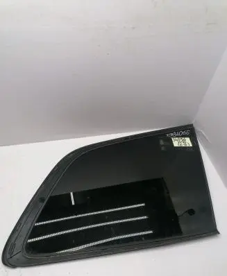 Volvo XC90 Rear side window 31371450 E643R002092