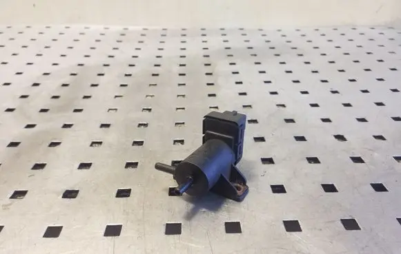 Renault Trafic II (X83) Turbo solenoid valve 8200762162