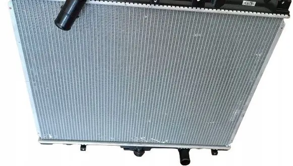 Mitsubishi L200 Coolant radiator MR127854