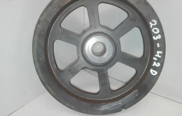 Audi A8 S8 D4 4H Camshaft pulley/ VANOS 057109105L