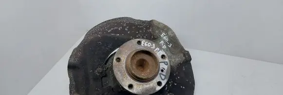 BMW 5 E60 E61 Front wheel hub
