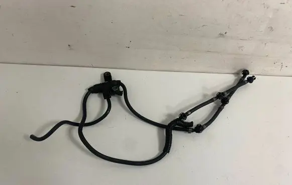 Mercedes-Benz C W203 Fuel return line/hose A6420780041