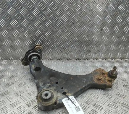 Mercedes-Benz Vito Viano W447 Front lower control arm/wishbone A4473301507