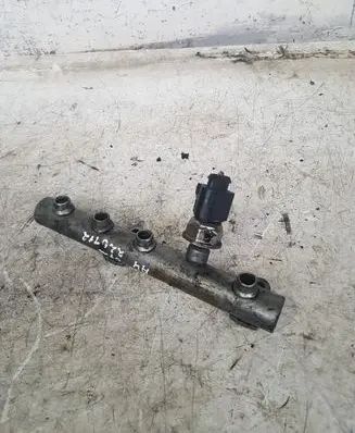 Audi A4 S4 B7 8E 8H Fuel main line pipe 059130089