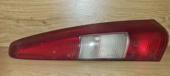 Volvo S70 V70 V70 XC Rear/tail lights 9157800
