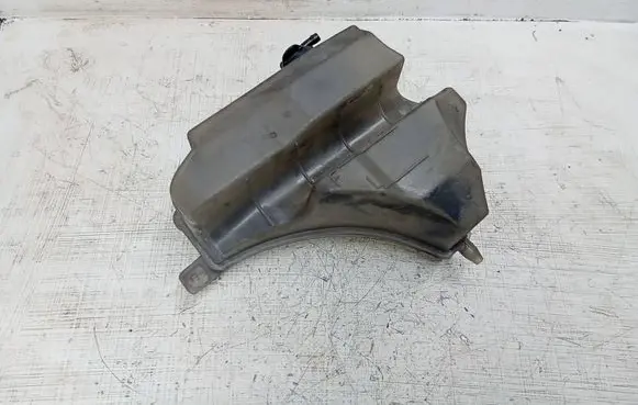 Mazda CX-5 Coolant expansion tank/reservoir SH01K2443