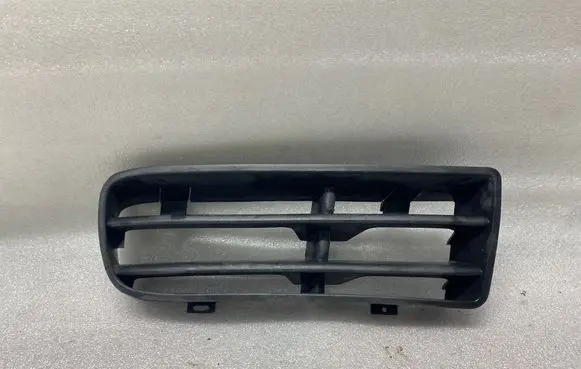 Front bumper lower grill