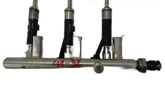Peugeot 208 II Fuel main line pipe 9811353880