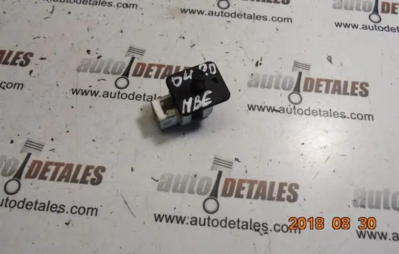 Mercedes-Benz E W211 Front door sensor coupe A2028209410