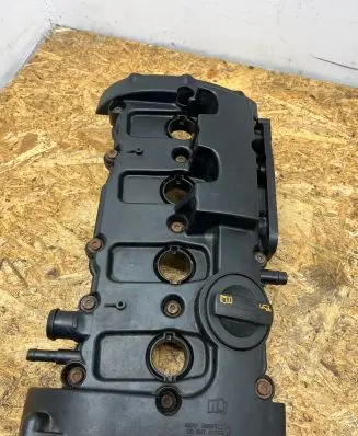Audi A4 S4 B7 8E 8H Rocker cam cover PA66GF40
