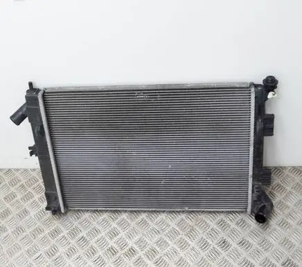 Hyundai i30 Coolant radiator R214ATBAB