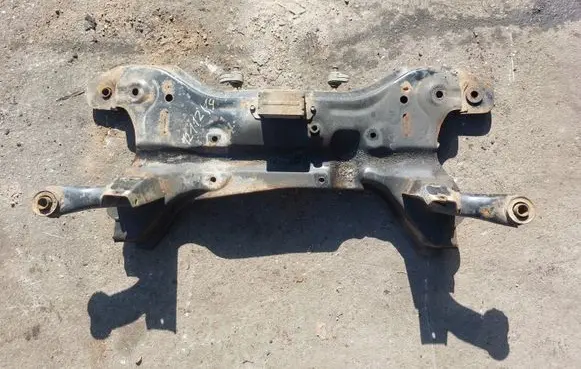 Hyundai Getz Front axle beam 