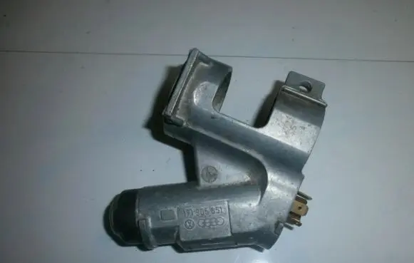 Volkswagen Golf II Ignition lock contact 171905851