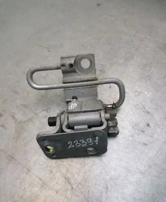 Audi A6 S6 C6 4F Front door lower hinge 8E0831412B