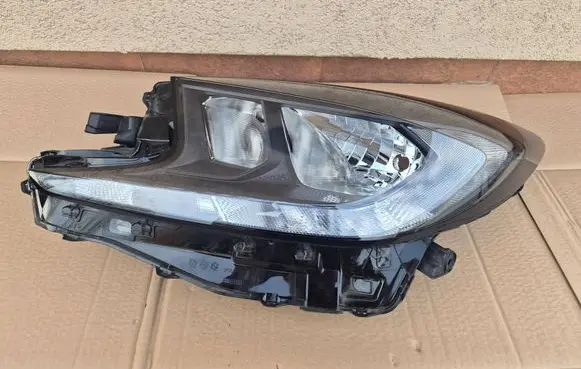 Toyota Aygo X Headlight/headlamp 