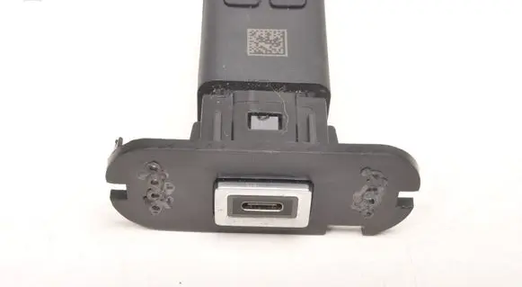 Fiat 600 USB socket connector 73577860VV