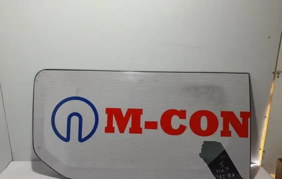 Renault Trafic III (X82) Sliding door window/glass 822217343R