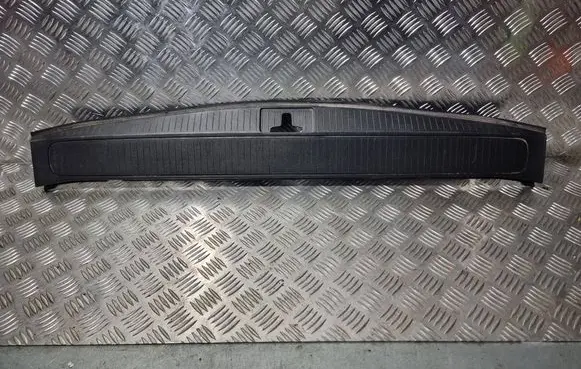 Opel Zafira C Trunk/boot sill cover protection 13289563