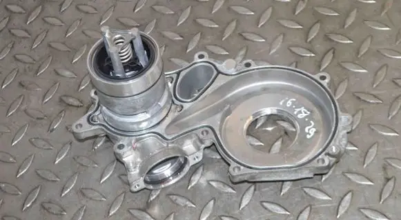 Aston Martin DB11 Thermostat A1772005500