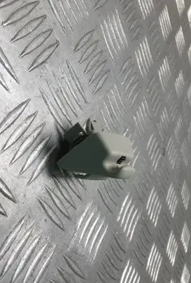 Sun visor clip/hook/bracket