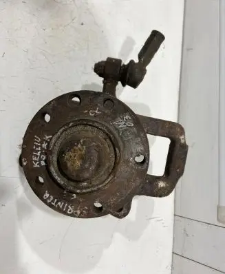 Mercedes-Benz Sprinter W901 W902 W903 W904 Front wheel hub spindle knuckle 9013320202