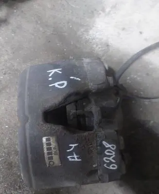 Audi A4 S4 B8 8K Front brake caliper 4748A