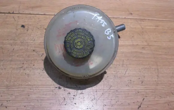 Volkswagen PASSAT B5 Master brake cylinder 8E0611301