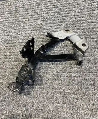 Mercedes-Benz GL X166 Engine bonnet/hood hinges A1668800028