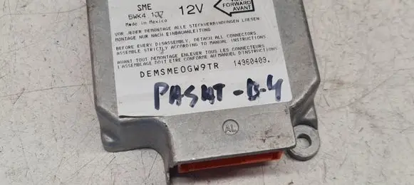 Volkswagen PASSAT B4 Airbag control unit/module 6N0909603
