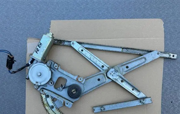 Front door window regulator with motor