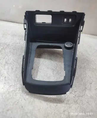 Ford Ecosport Other center console (tunnel) element GN15A044H80C