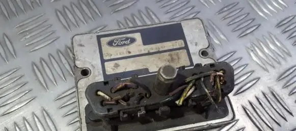 Ford Mondeo MK II Engine control unit/module 93BB9F480BB 93BB-9F480-BB