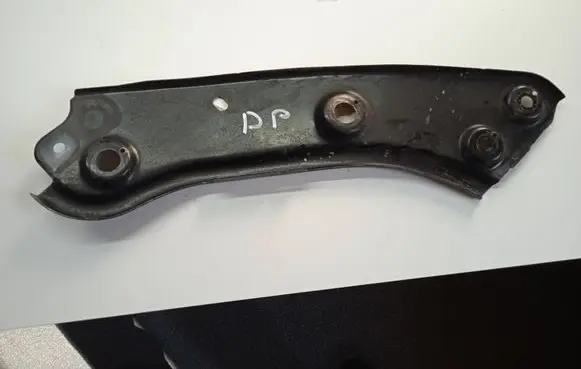 Top upper radiator support slam panel