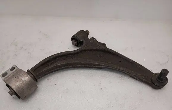 Chevrolet Volt I Front control arm 13334023
