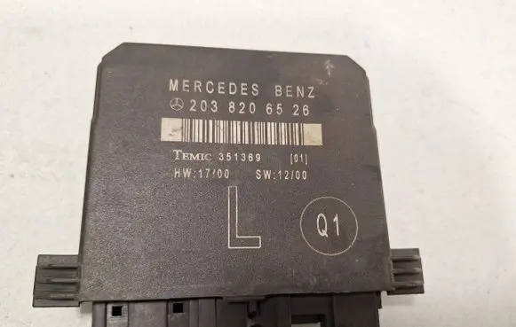 Mercedes-Benz C W203 Door control unit/module 351369 2038206526