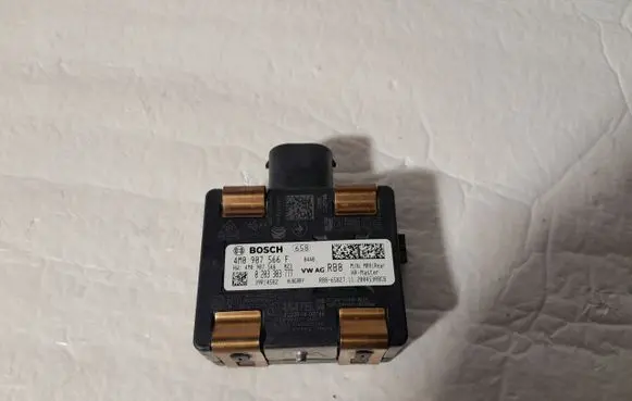 Audi A4 S4 B9 8W Distronic sensor radar 4M0907566F