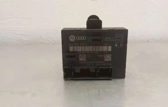Audi A4 S4 B8 8K Door control unit/module 8K0959795F