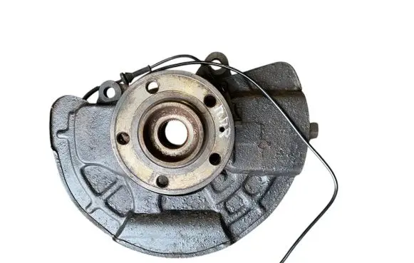 Front wheel hub spindle knuckle
