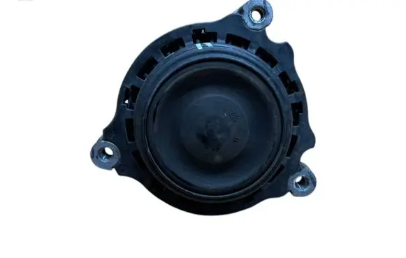 BMW 1 F20 F21 Engine mount bracket 6787658