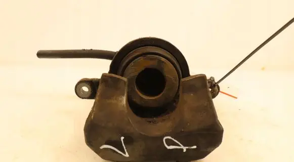 Toyota Prius (XW20) Front brake caliper 
