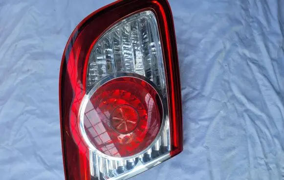 Hyundai Santa Fe Tailgate rear/tail lights