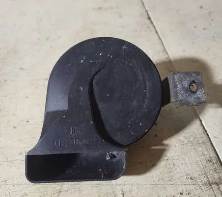 Volvo V70 Horn signal 49042 AH2138