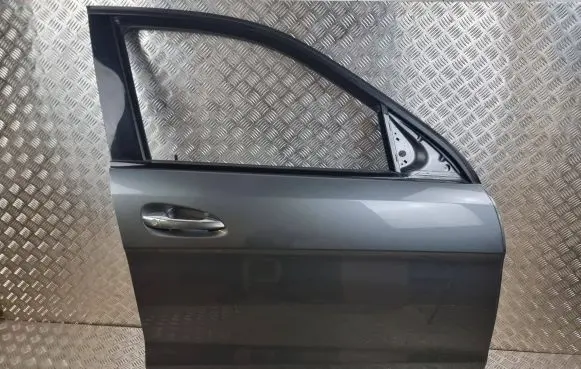 Mercedes-Benz GLE (W166 - C292) Front door