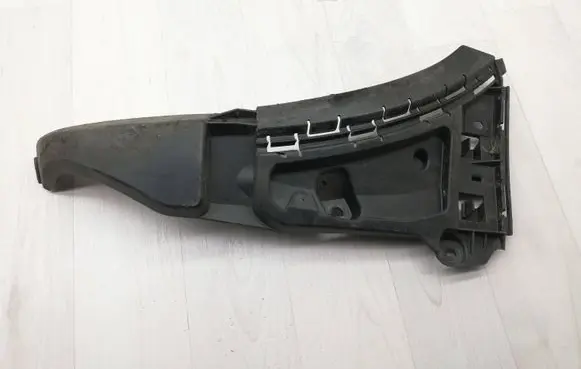 Volvo XC90 Front bumper mounting bracket 08620564