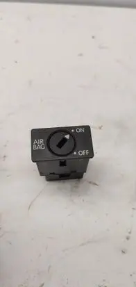 Volkswagen Golf V Passenger airbag on/off switch 1K0919237C